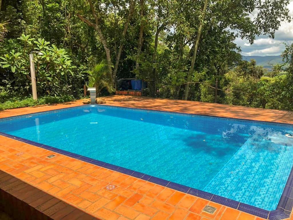 Casa De Campo Araxa Na Montanha Com Piscina Piracaia Exterior foto
